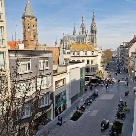 Luxury Renovated 3 *